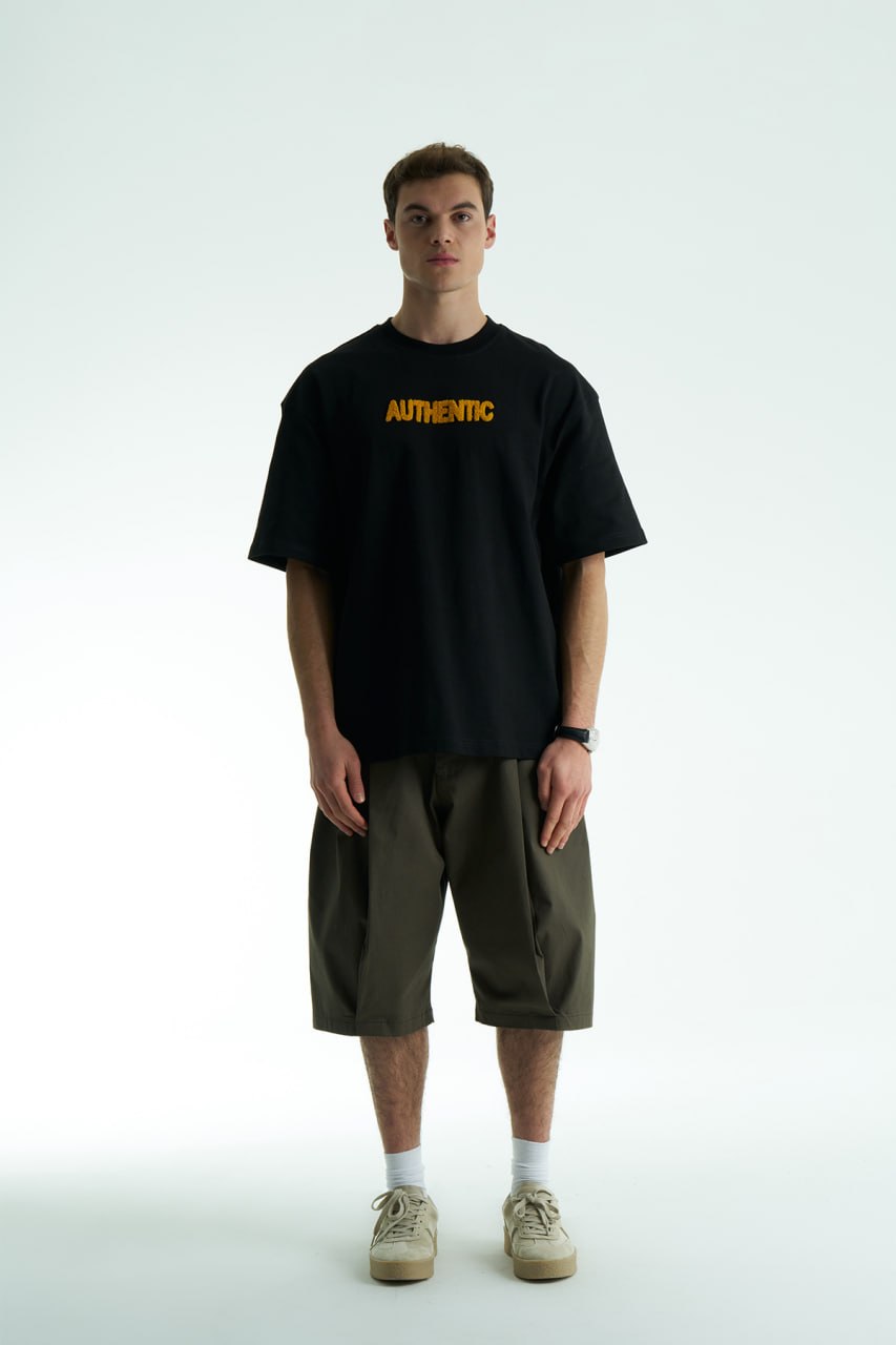 Authentic schwarz vorne  2