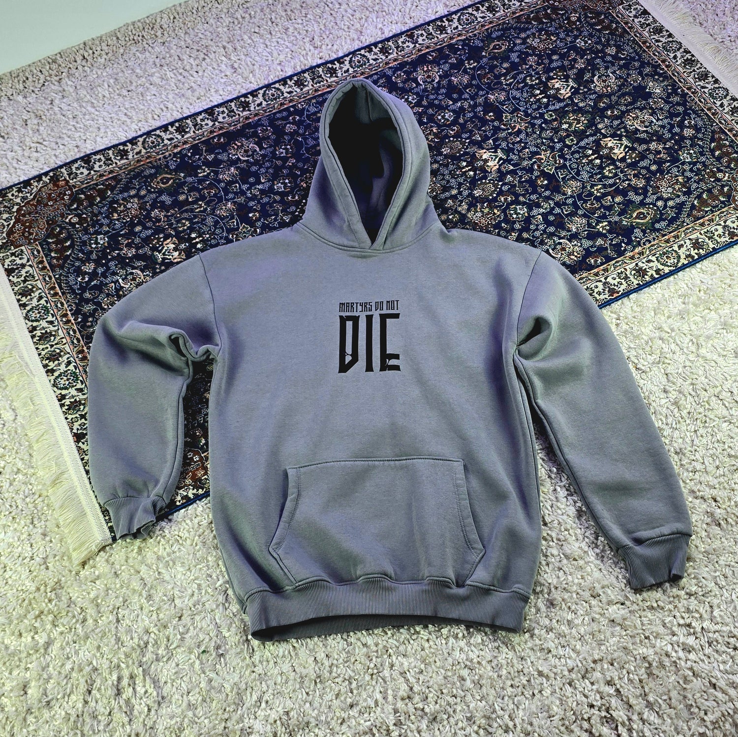 Märtyrers do not die grau vorne 